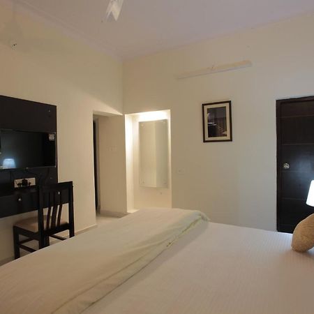 Mimosa Udaipur Panzió Kültér fotó